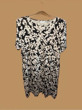 J. Jill Women’s Black & White Floral Short Sleeve Casual Dress with Pockets
